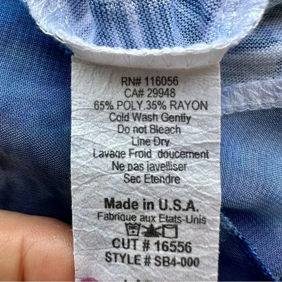 Jess & Jane blue watercolor embellished tunic top - Picture 10 of 10